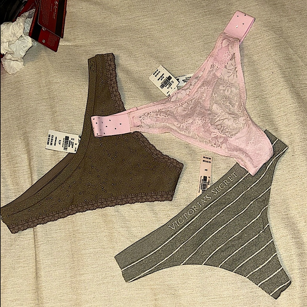 Victoria’s Secret underwear thongs bundle 💕 all brand new with tags.